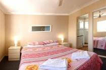 Shaz Maisons Apartments - C Tourism 2
