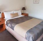 Econo Lodge Hacienda Motel Geelong - C Tourism