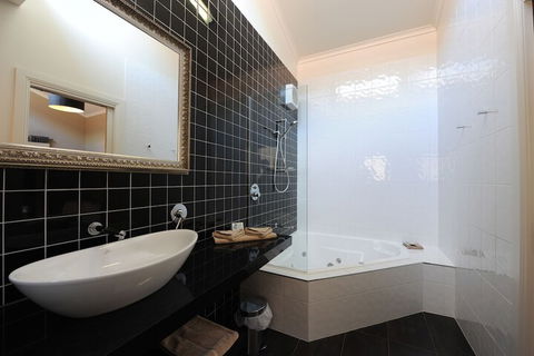 Alexandra Place - C Tourism 2