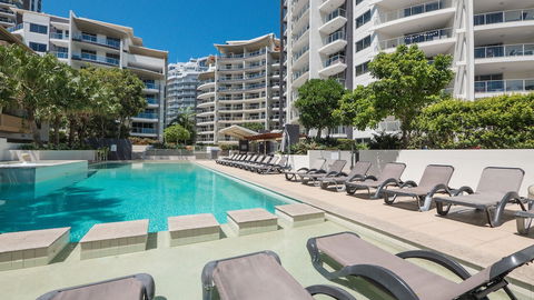 Trilogy Surfers Paradise - C Tourism 5