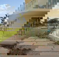 Hi Surf Beachfront Resort Apartments - C Tourism
