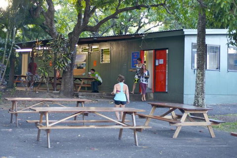 Nomads Airlie Beach - C Tourism 1