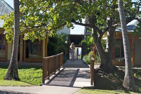 Nomads Airlie Beach - C Tourism 2