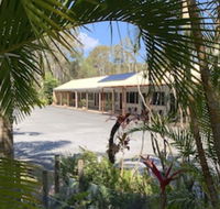 Tin Can Bay Motel - C Tourism
