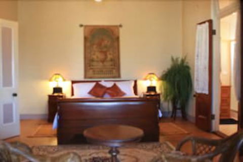 Classique Bed & Breakfast - C Tourism 0