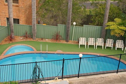 Sapphire Waters Motor Inn - C Tourism 3