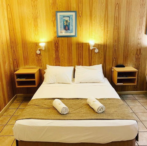 Pine Tree Motel - C Tourism 6