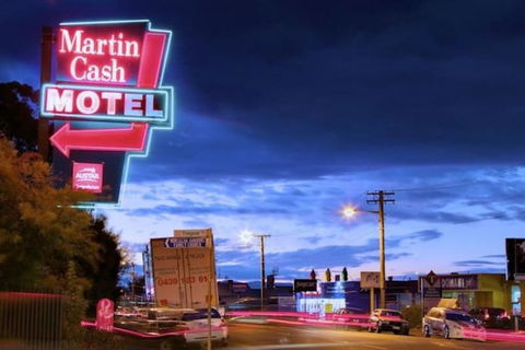 Martin Cash Motel - C Tourism 1