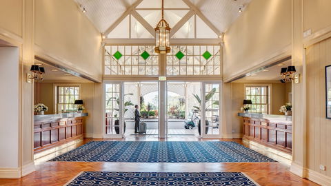 InterContinental Sanctuary Cove Resort, An IHG Hotel - C Tourism 4