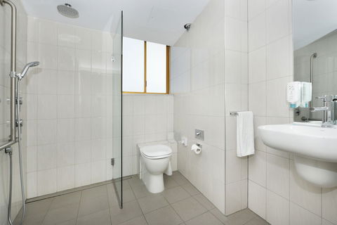 Atlantic Tower Motor Inn - C Tourism 6