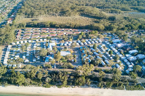 Shoal Bay Holiday Park - C Tourism 1