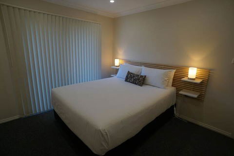 Zig Zag Motel - C Tourism 7
