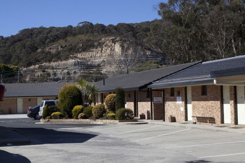 Zig Zag Motel - C Tourism 2
