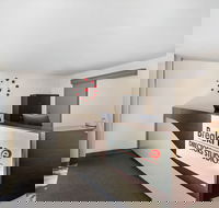 BreakFree Directors Studio - C Tourism