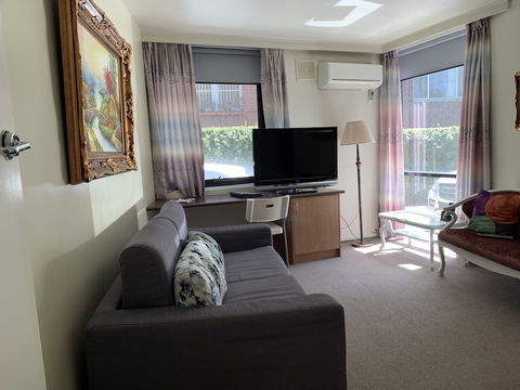 Albert Heights Serviced Apartments - C Tourism 5