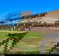 Quality Inn Carriage House - C Tourism