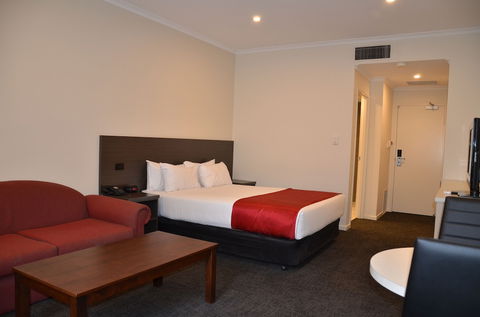Quality Hotel Manor - C Tourism 6