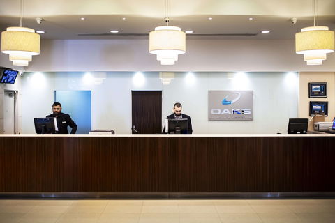 Oaks Glenelg Plaza Pier Suites - C Tourism 4