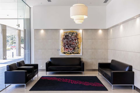 Oaks Glenelg Plaza Pier Suites - C Tourism 6