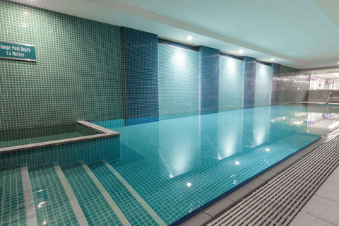 Oaks Glenelg Plaza Pier Suites - C Tourism 1