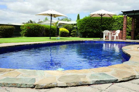 John Pirie Motor Inn - C Tourism 1