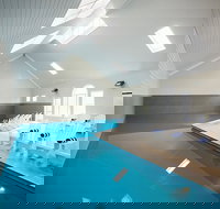 Deep Blue Hotel  Hot Springs - C Tourism