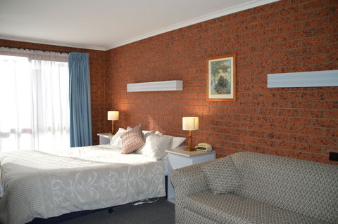 Whalers Rest Motor Inn - C Tourism 4