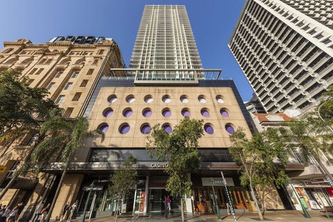 Oaks Brisbane Casino Tower Suites - C Tourism 1