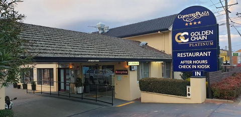 Country Plaza Queanbeyan - C Tourism 1