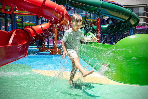 Paradise Resort Gold Coast - C Tourism 6