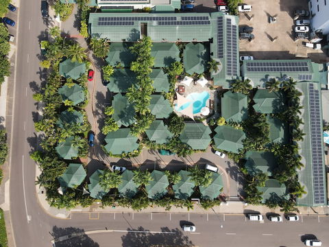 Palms City Resort - C Tourism 0