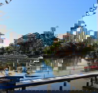 Surfers Riverside Apartments - C Tourism