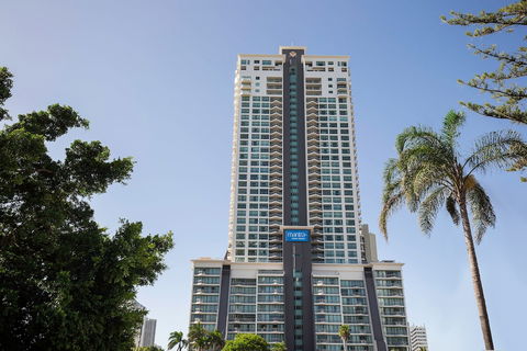 Mantra Crown Towers - C Tourism 0