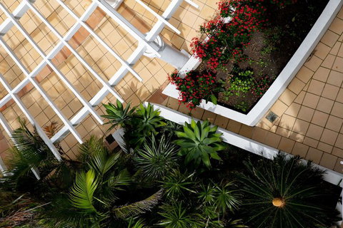 Mantra Coolangatta Beach - C Tourism 2