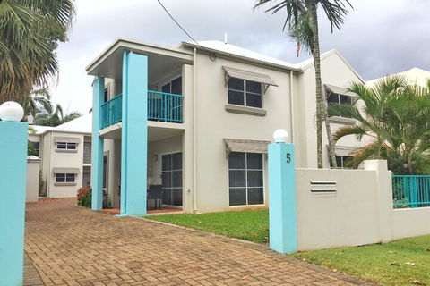 The Reef Retreat - C Tourism 2