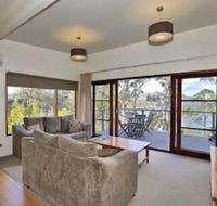 Stewarts Bay Lodge - C Tourism