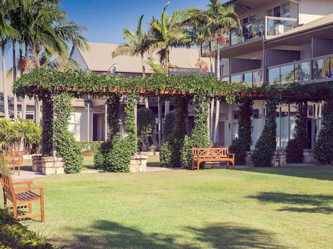 Mercure Clear Mountain Lodge - C Tourism 1