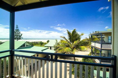 Fraser Island Beach Houses - C Tourism 6