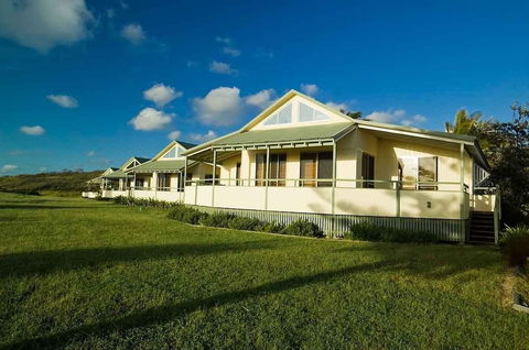 Fraser Island Beach Houses - C Tourism 1