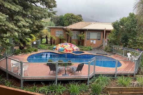 Mountain Creek Motel - C Tourism 7