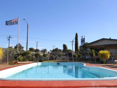 Crossroads Motel - C Tourism 2
