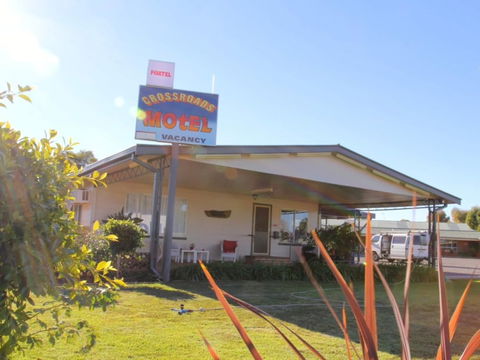 Crossroads Motel - C Tourism 0