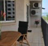 Inner city Cardona Court apartment - C Tourism