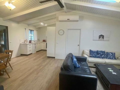 Abbey Beach Shack - C Tourism 4