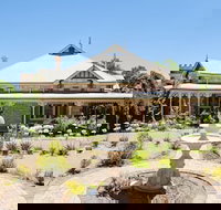 Cockburn House - C Tourism