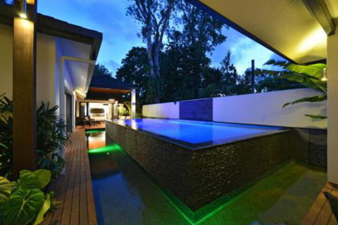 Mana Moana Beachfront Estate Port Douglas - C Tourism 4