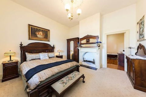 Bairnsdale Bed And Breakfast - C Tourism 5