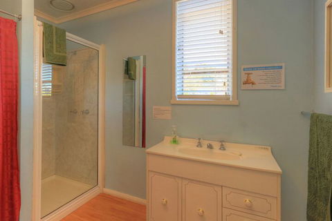 Sommers Bay Beach House - C Tourism 7