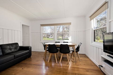 Bright Riverside Holiday Park - C Tourism 7