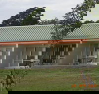Rothbury Escape - C Tourism